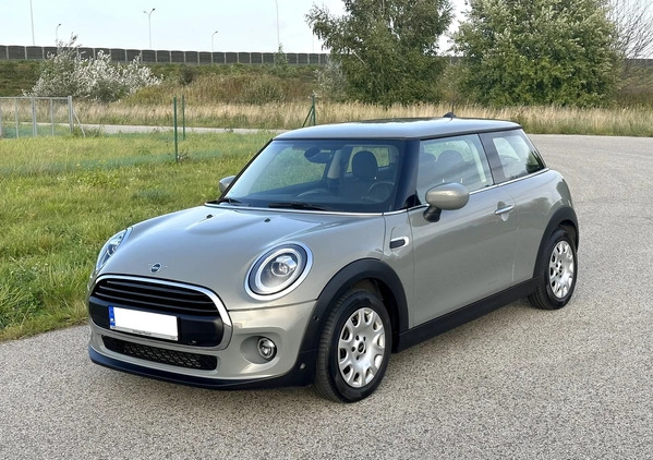 MINI ONE cena 79900 przebieg: 7000, rok produkcji 2021 z Świebodzice małe 79